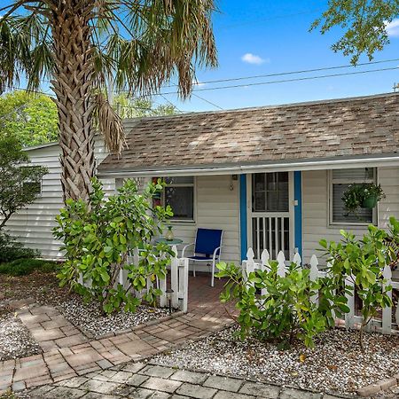Little Pineapple Cottage San Petersburgo Exterior foto